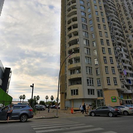 Polo Apartment Batumi Bagian luar foto